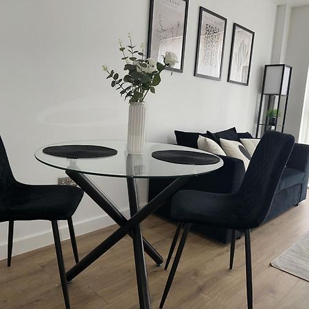 Appartement Luxury - Smart Tv - Fast Wifi - Near Utilitia Arena & Icc à Birmingham Extérieur photo